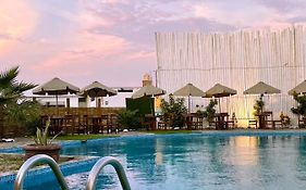 Delfines de Chicama Hotel